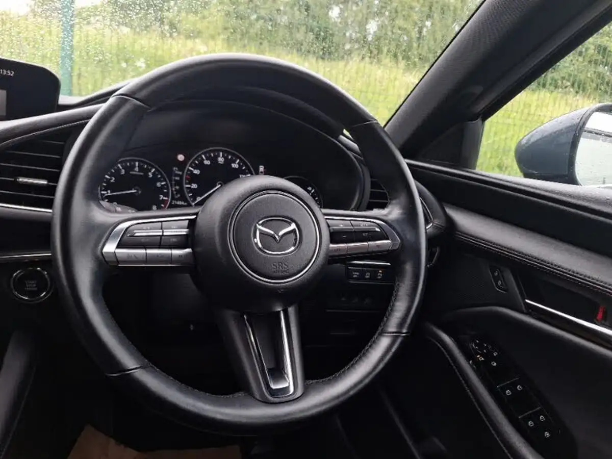 2022-mazda-mazda3-20-gt-sport-tech-edition-186ps-hatchback-5d-big-6