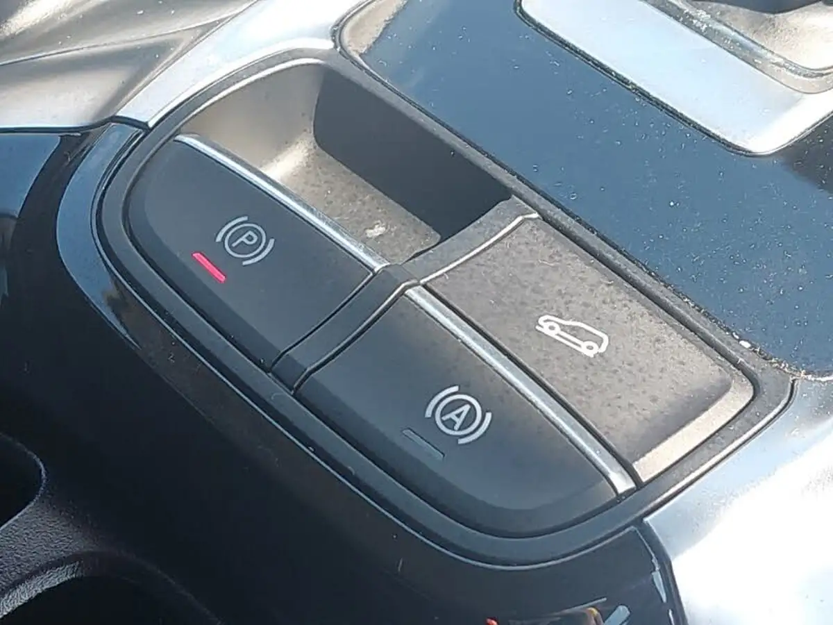 2023-mg-hs-15t-gdi-trophy-258ps-plug-in-hybrid-auto-big-13