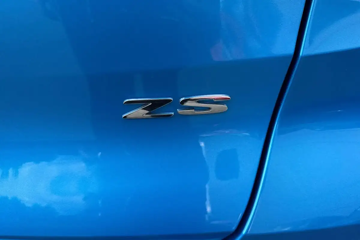 2024-mg-zs-suv-10t-gdi-exclusive-big-13
