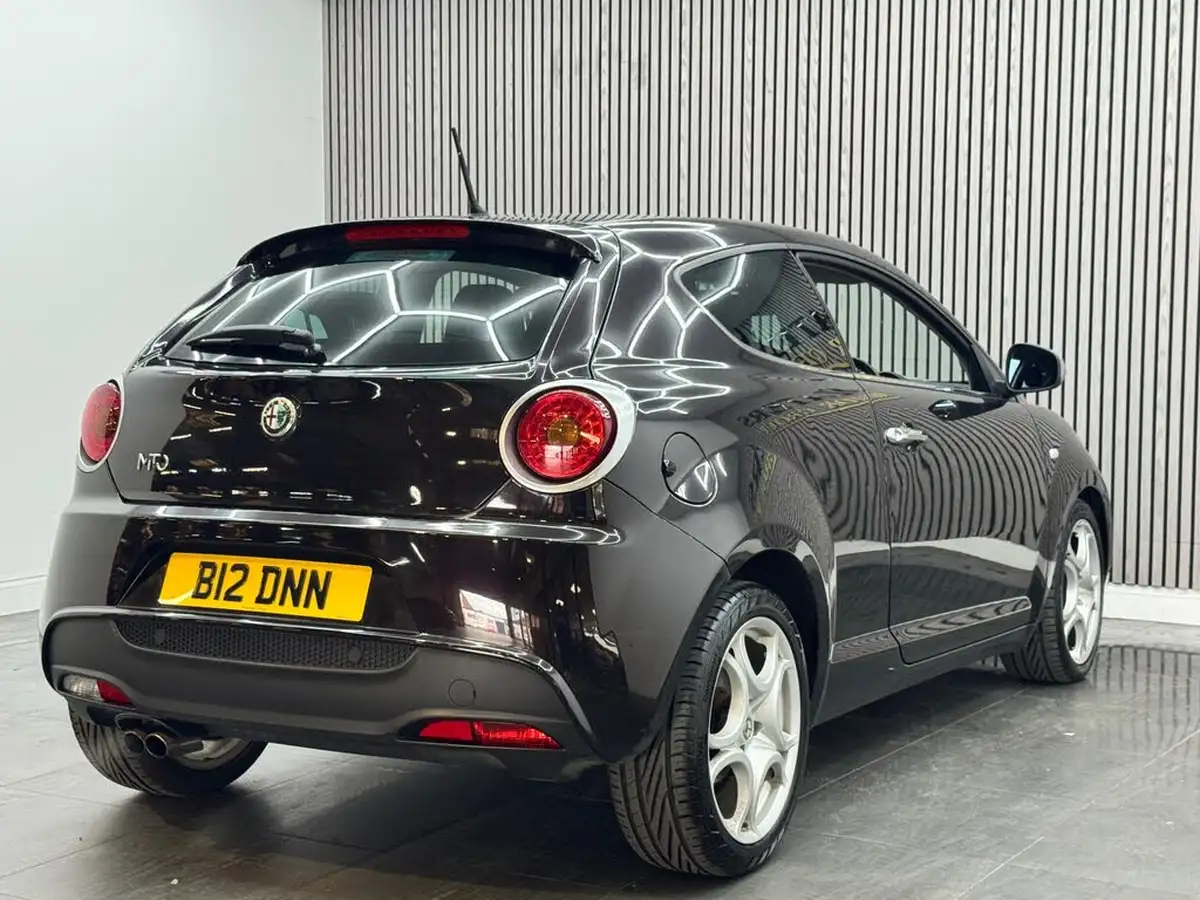 2009-alfa-romeo-mito-14-veloce-155bhp-big-23