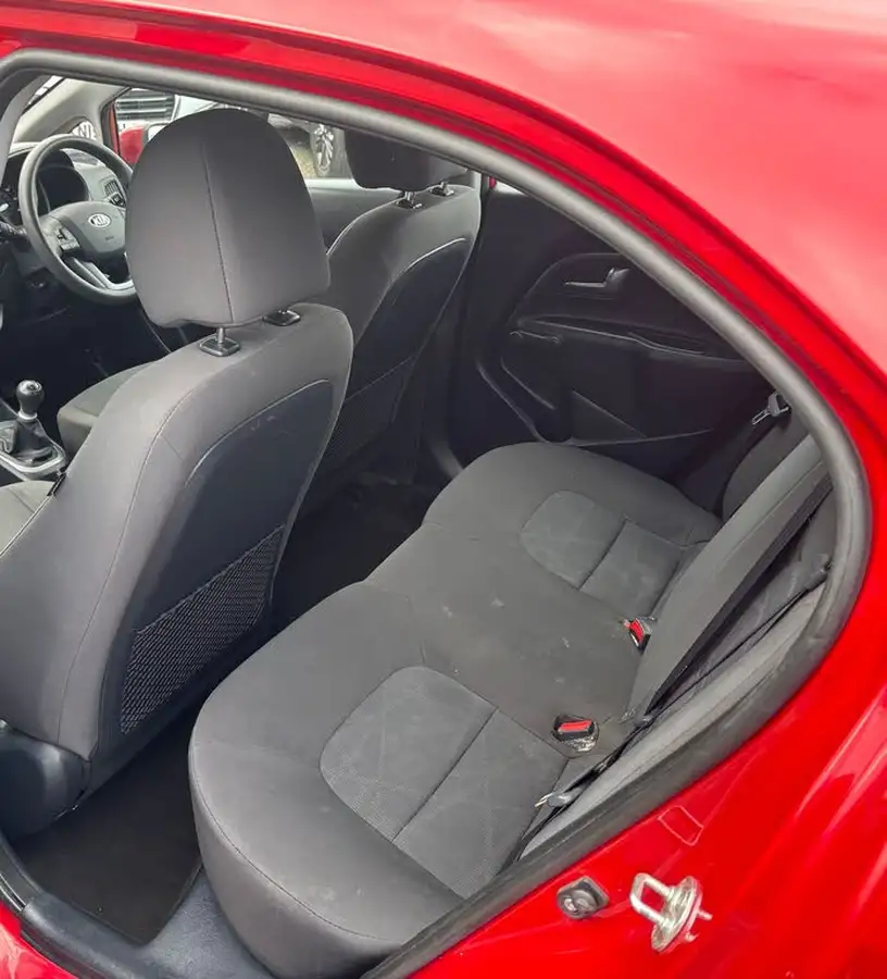 2015-kia-rio-125-1-5d-big-8