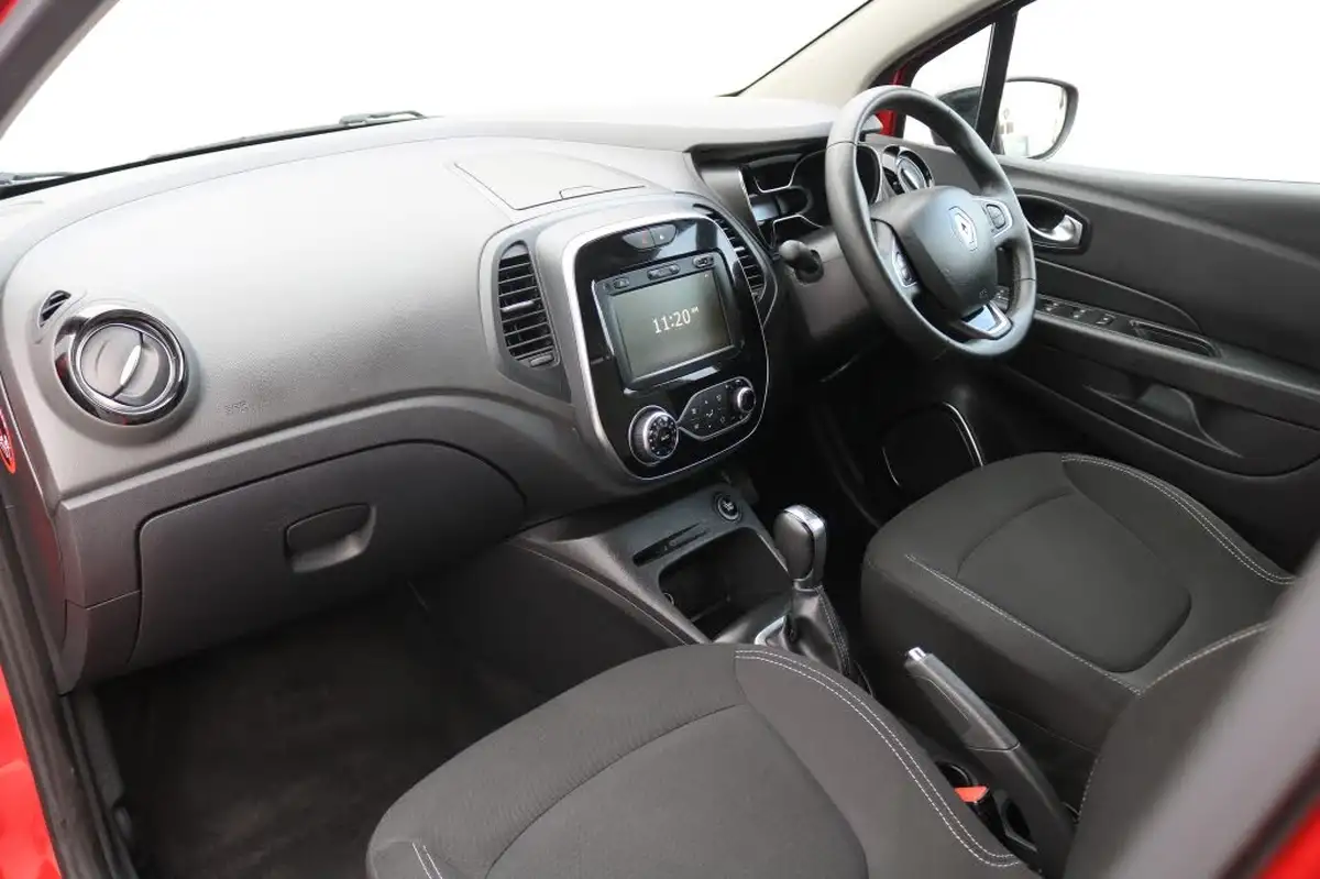 2019-renault-captur-15dci-iconic-90bhp-energy-ss-edc-auto-big-12