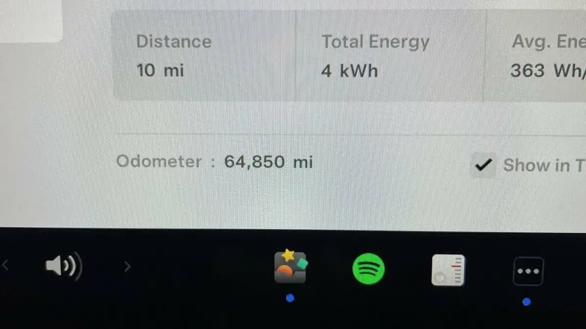 2022-tesla-model-3-e-long-range-big-26