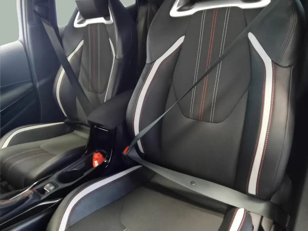 2021-toyota-corolla-18-vvt-i-gr-sport-17in-alloy-wheelstrk-touring-sports-big-14