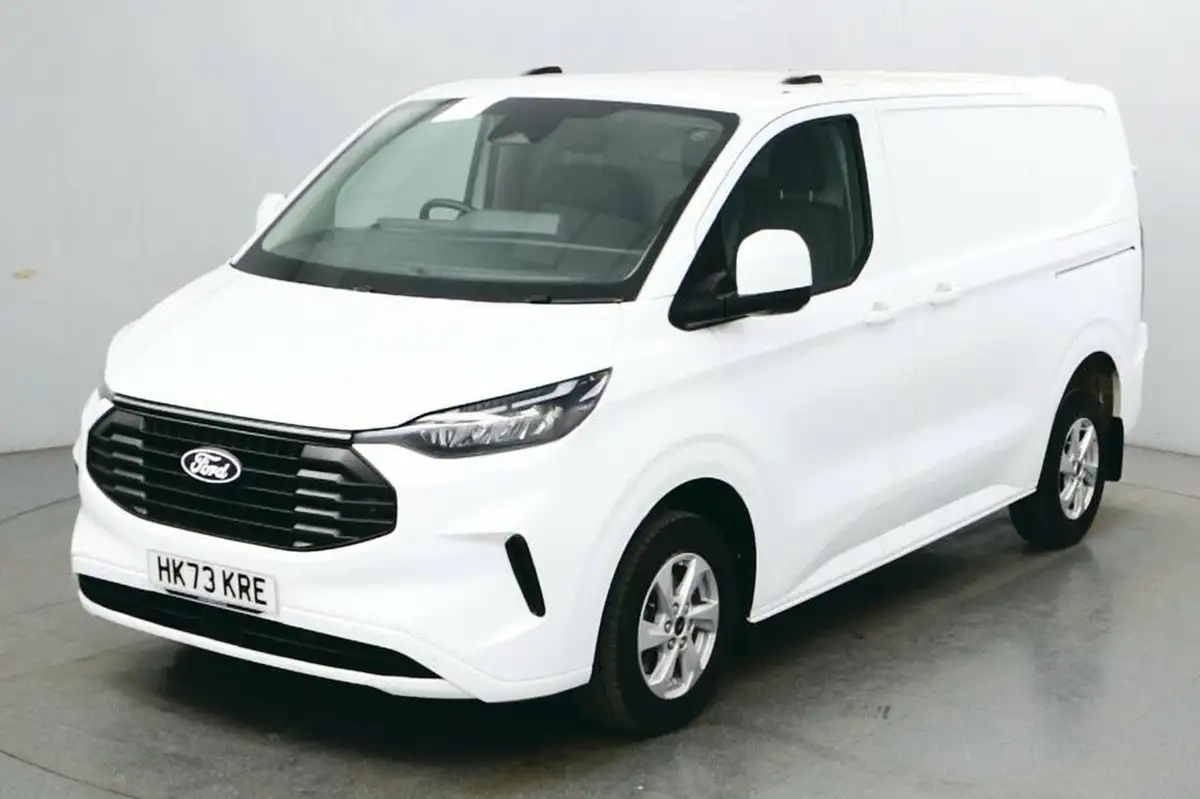 2023-ford-transit-custom-20tdci-300-l1h1-trend-136pseu6e-panel-van-1996cc-auto-big-0