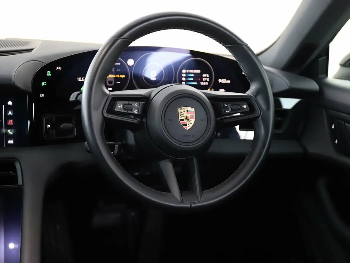 2021-porsche-taycan-e-4s-571ps-performance-battery-plus-big-37
