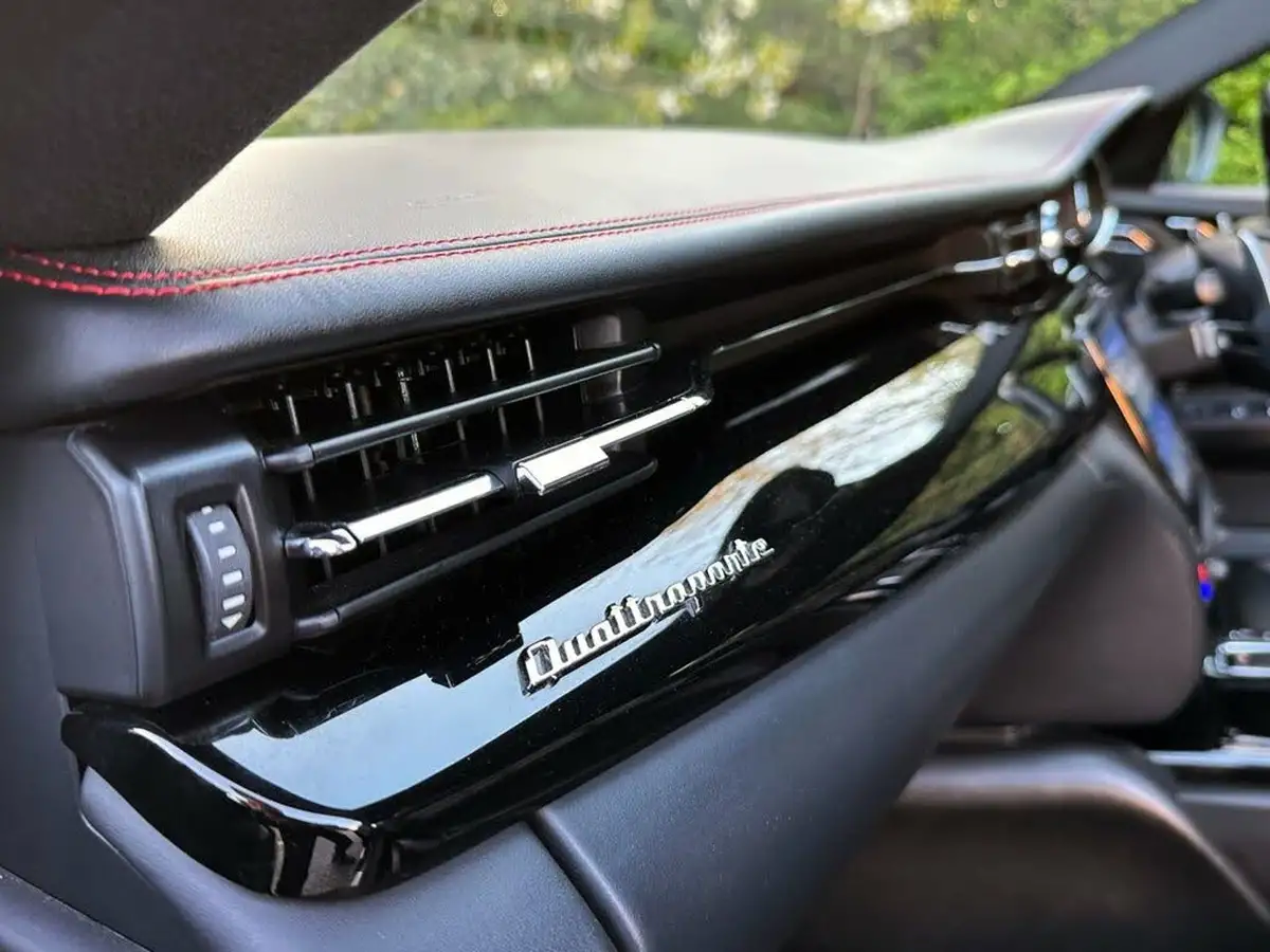 2017-maserati-quattroporte-30td-big-10