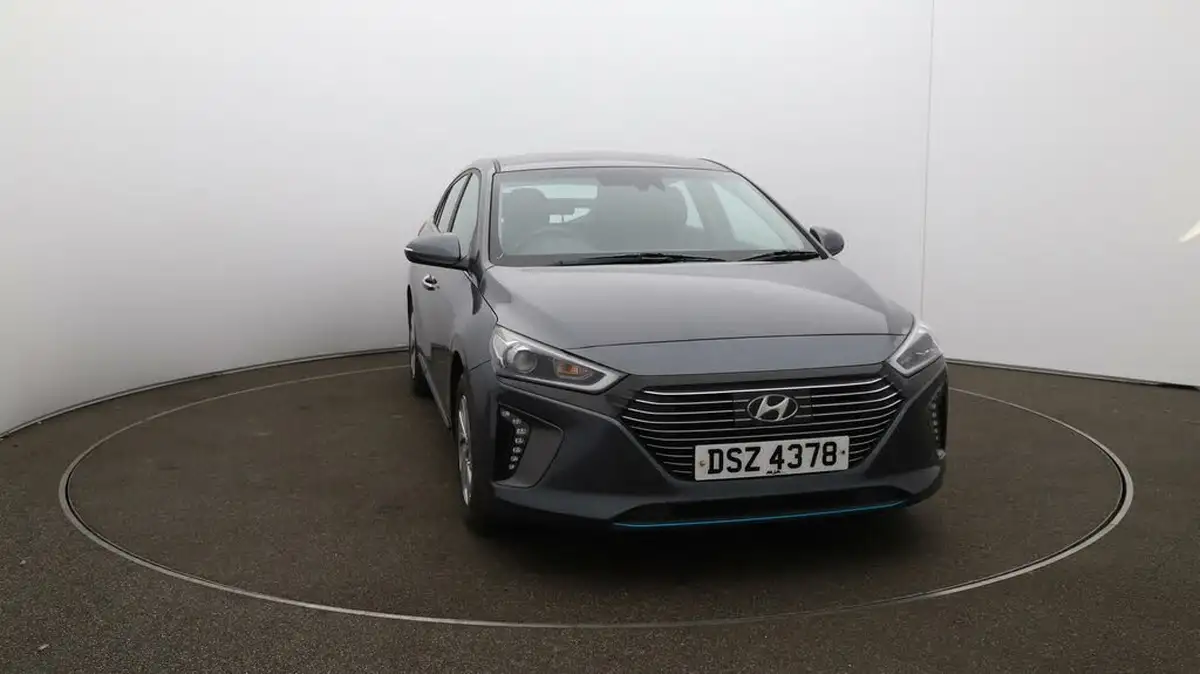 2019-hyundai-ioniq-16-gdi-premium-hybrid-big-33