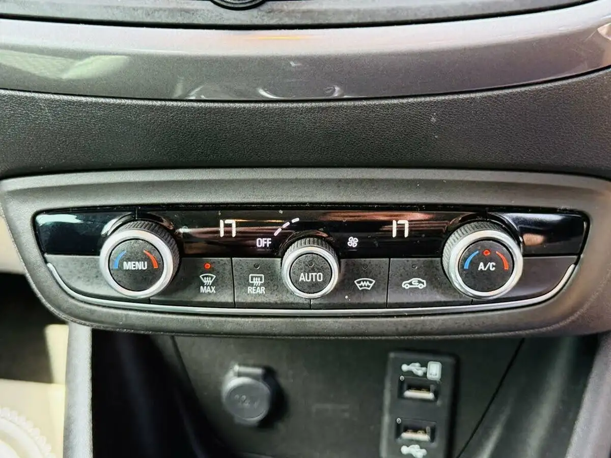 2019-vauxhall-crossland-x-12-elite-nav-110ps-turbo-ss-auto-big-14