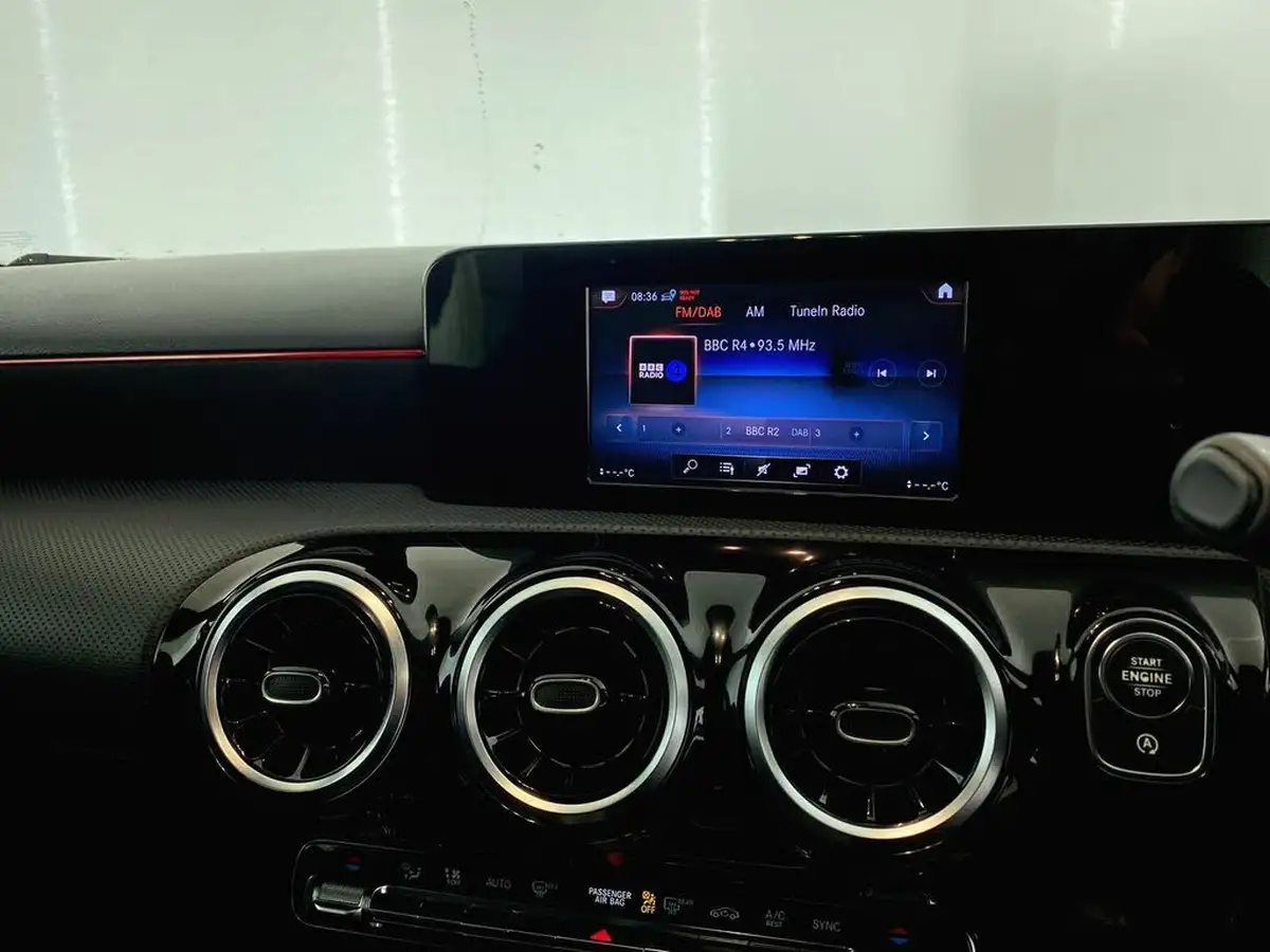 2019-mercedes-benz-a-class-13-a200-amg-line-hatchback-5d-big-17