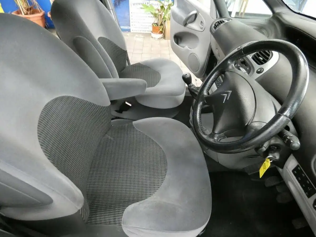 2007-citroen-xsara-picasso-16-vtx-big-29