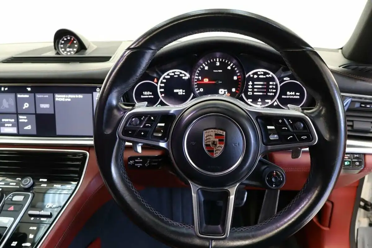 2017-porsche-panamera-40-v8-4s-diesel-422ps-sport-turismo-big-20