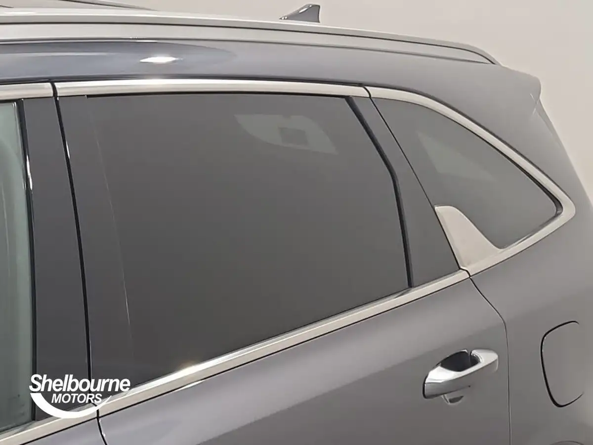 2021-kia-sorento-16-t-gdi-4-226bhp-hev-big-23