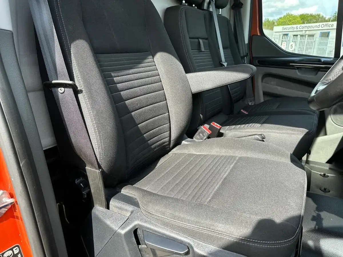 2019-ford-transit-custom-20tdci-280-l1h2-limited-130pseu6-big-14