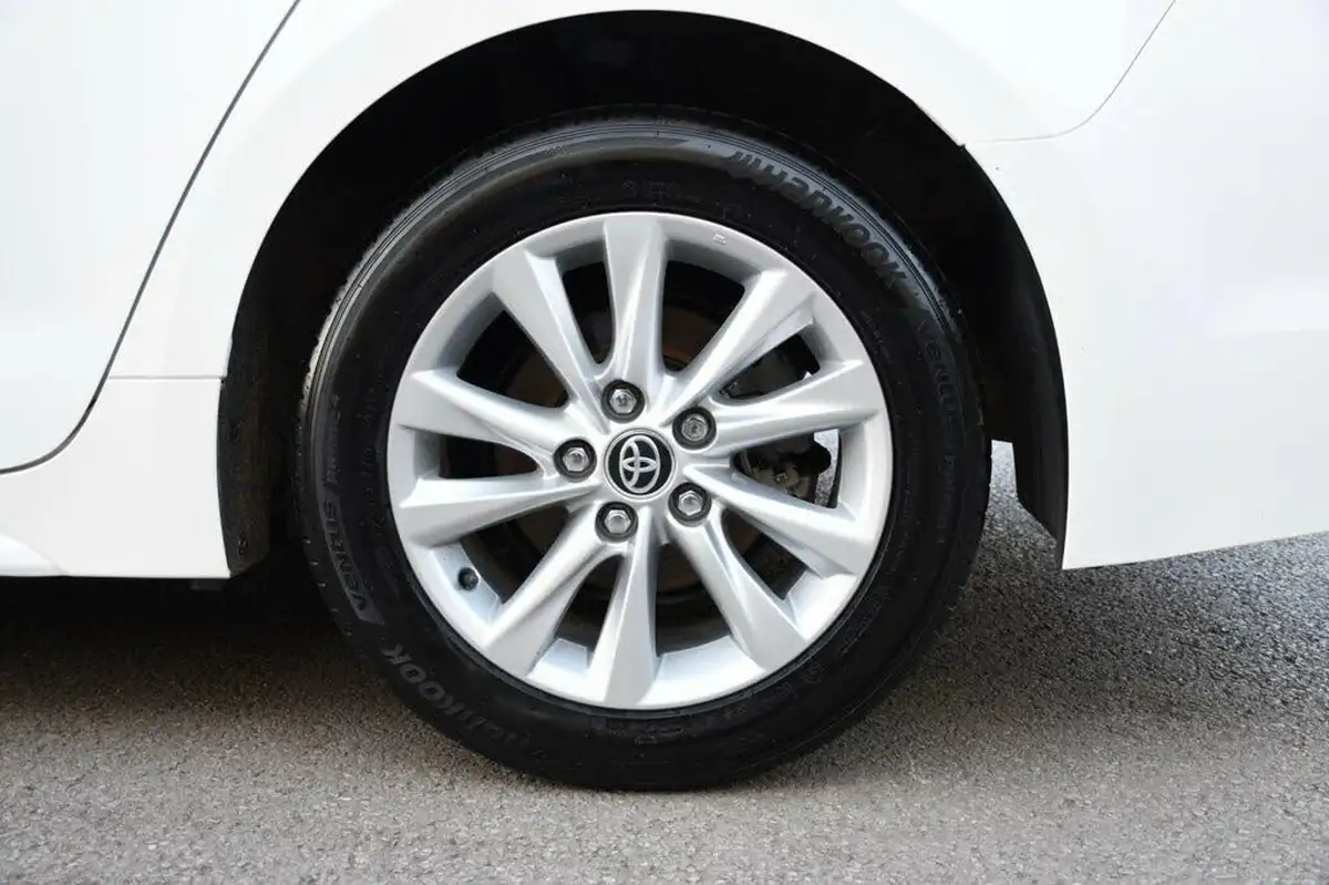 2024-toyota-corolla-18-vvt-i-icon-touring-sports-big-34