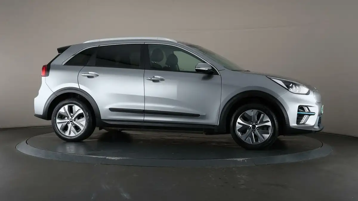 2022-kia-e-niro-ev-2-64-big-49
