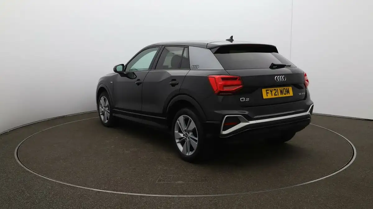 2021-audi-q2-15-35-tfsi-s-line-big-55