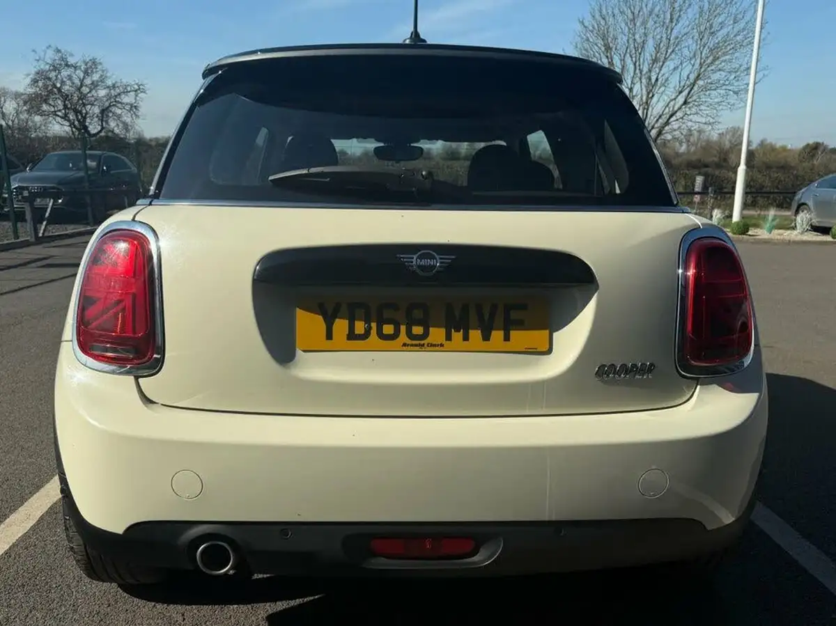 2018-mini-cooper-15-cooper-series-ii-ss-hatchback-3d-big-5