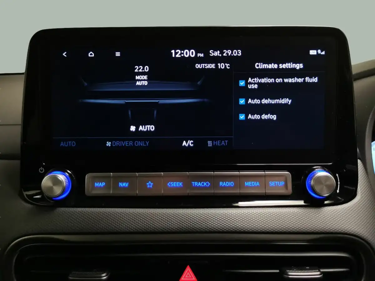 2021-hyundai-kona-e-premium-204ps-64kwh-7kw-obc-big-17