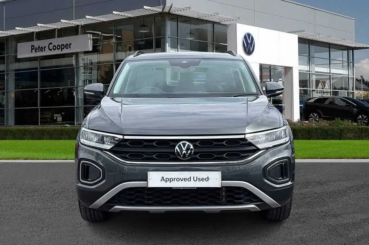 2023-volkswagen-t-roc-15-tsi-life-dsg-big-6