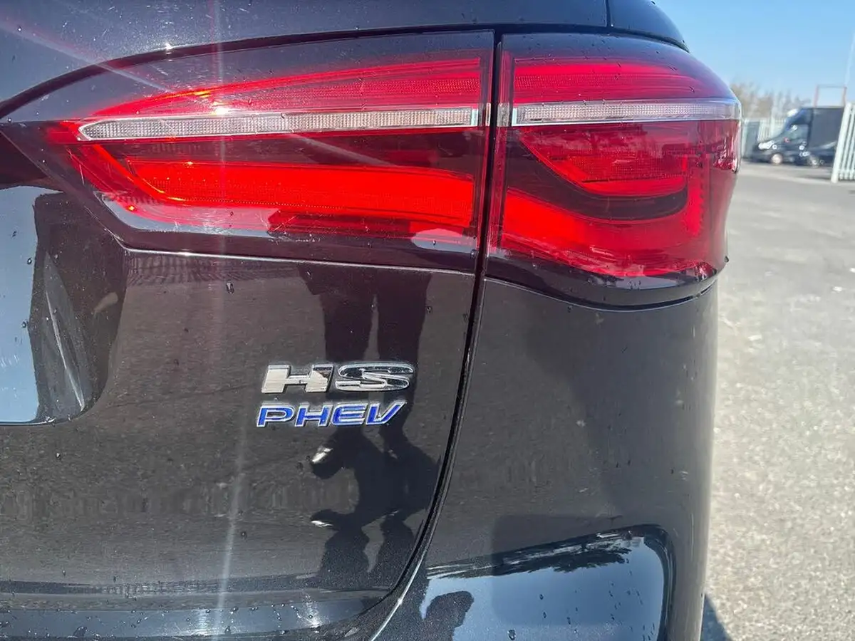 2022-mg-hs-15t-gdi-exclusive-258ps-plug-in-hybrid-auto-big-30