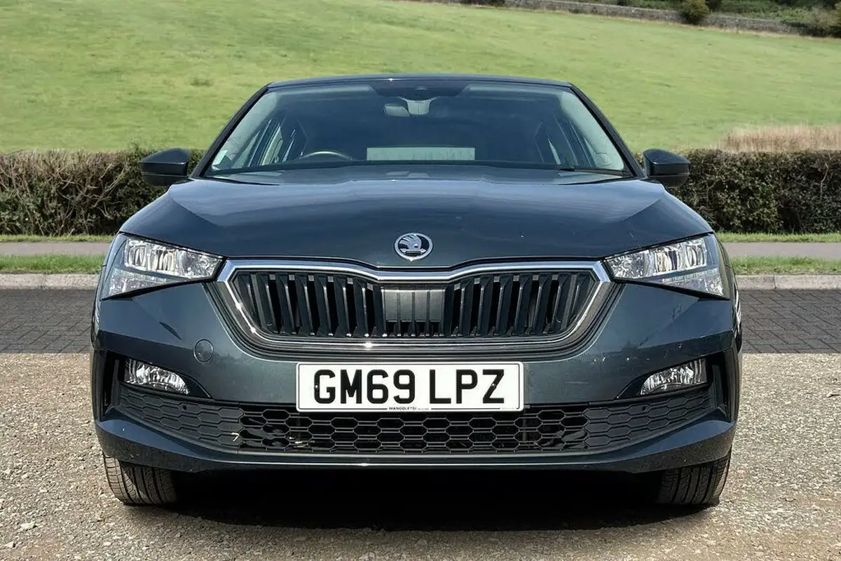 2020-skoda-scala-10-tsi-se-115ps-big-7