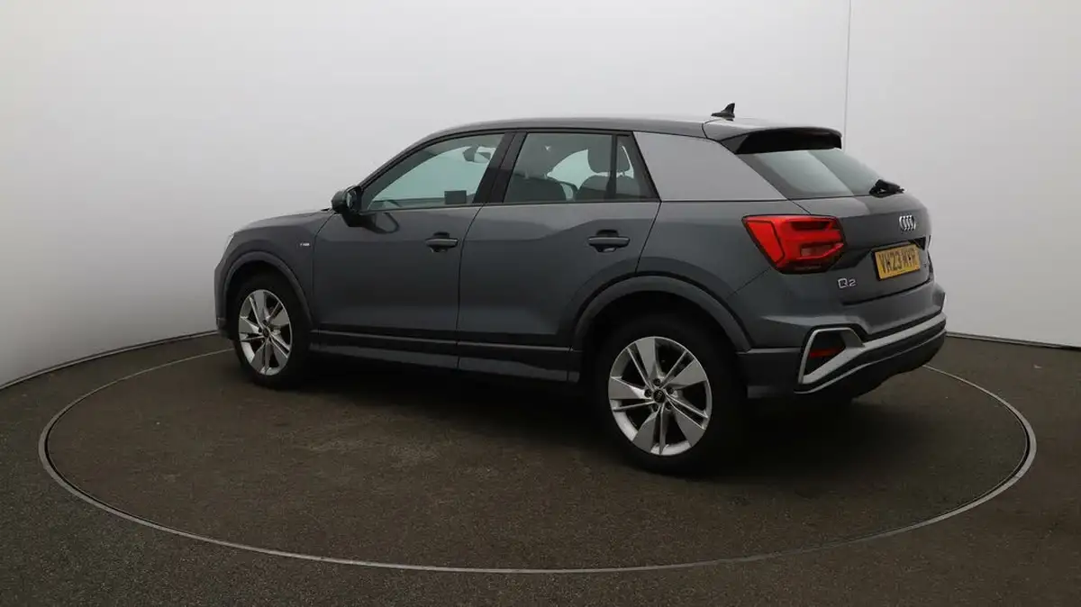 2023-audi-q2-15-35-tfsi-s-line-tronic-big-26