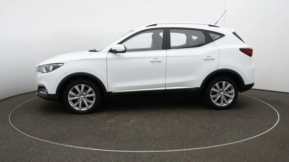 2019-mg-zs-suv-15-vti-tech-excite-106ps-big-56