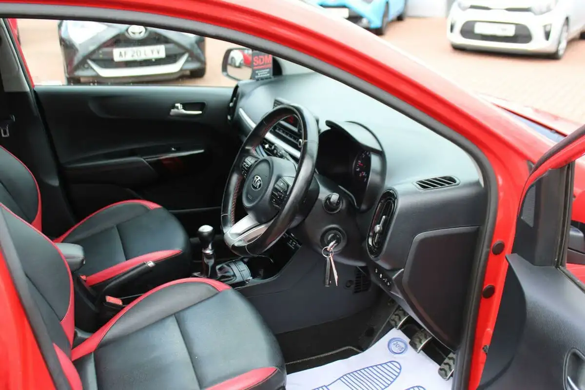 2017-kia-picanto-10-gt-line-big-12