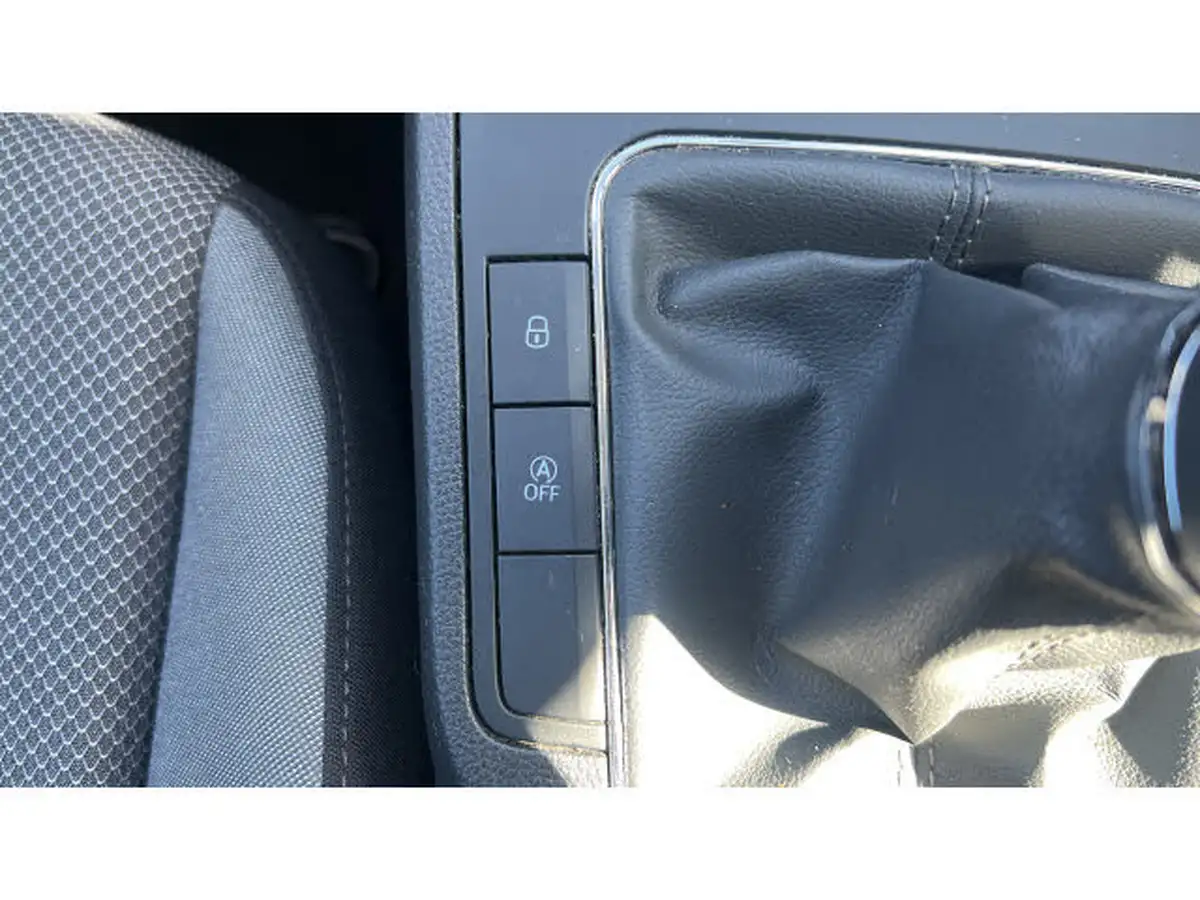 2019-seat-ibiza-10-mpi-se-technology-ss-big-25