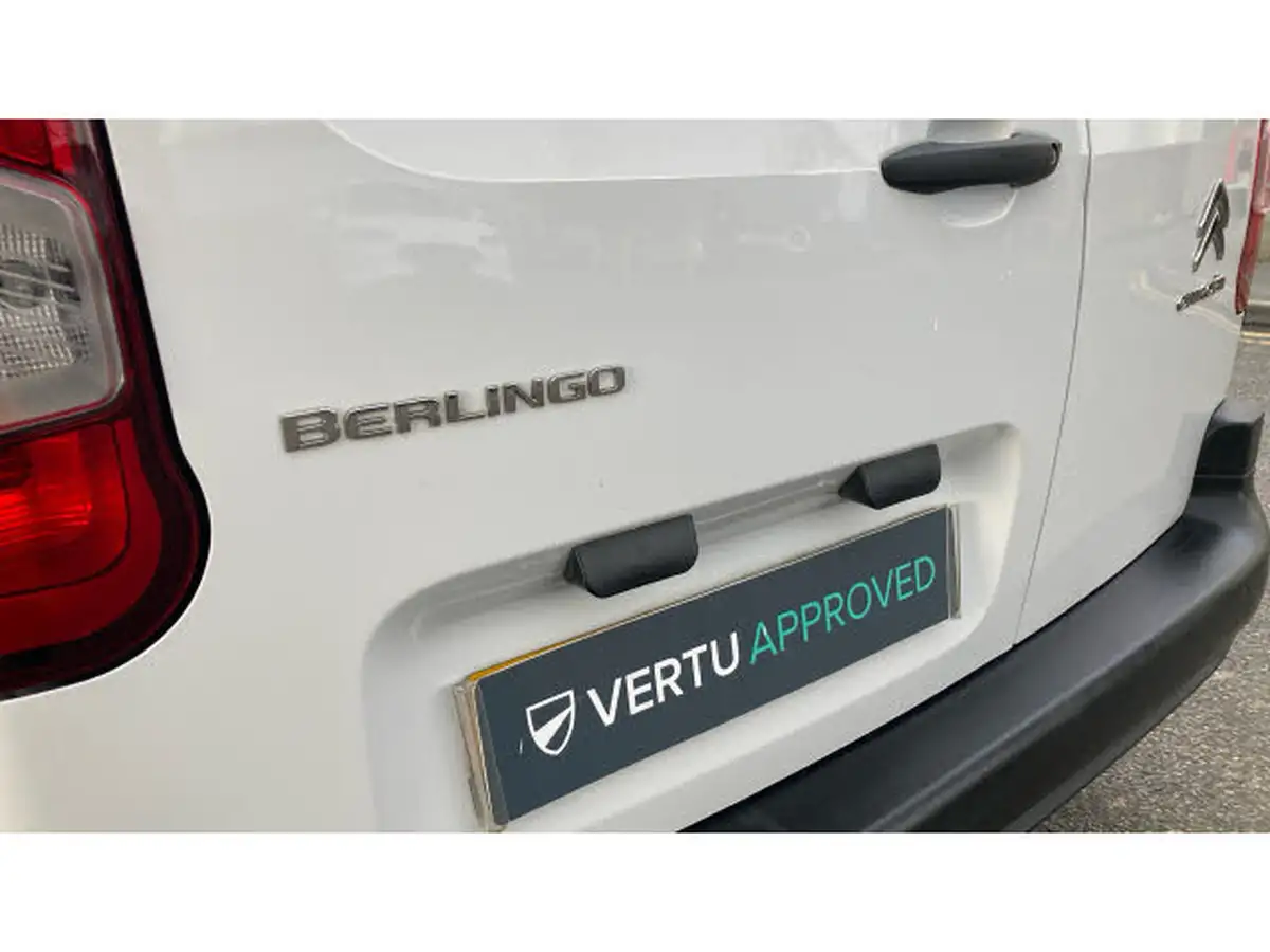 2023-citroen-berlingo-15-bluehdi-650-enterprise-edition-big-21