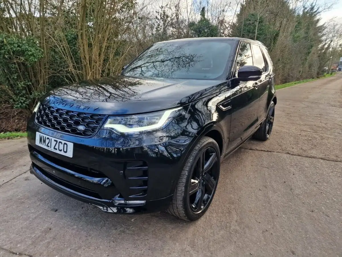 2021-land-rover-discovery-30-d300-r-dynamic-hse-big-5