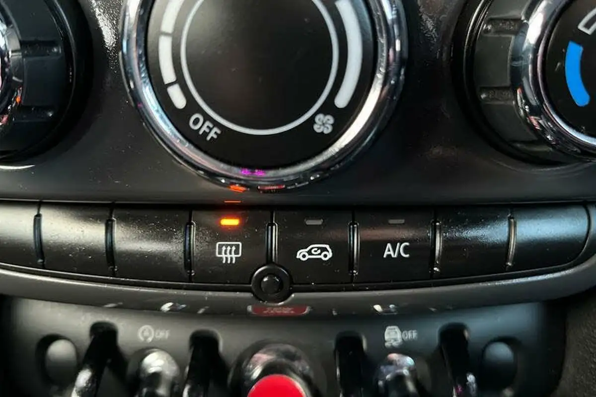 2018-mini-countryman-15-cooper-classic-ss-big-30