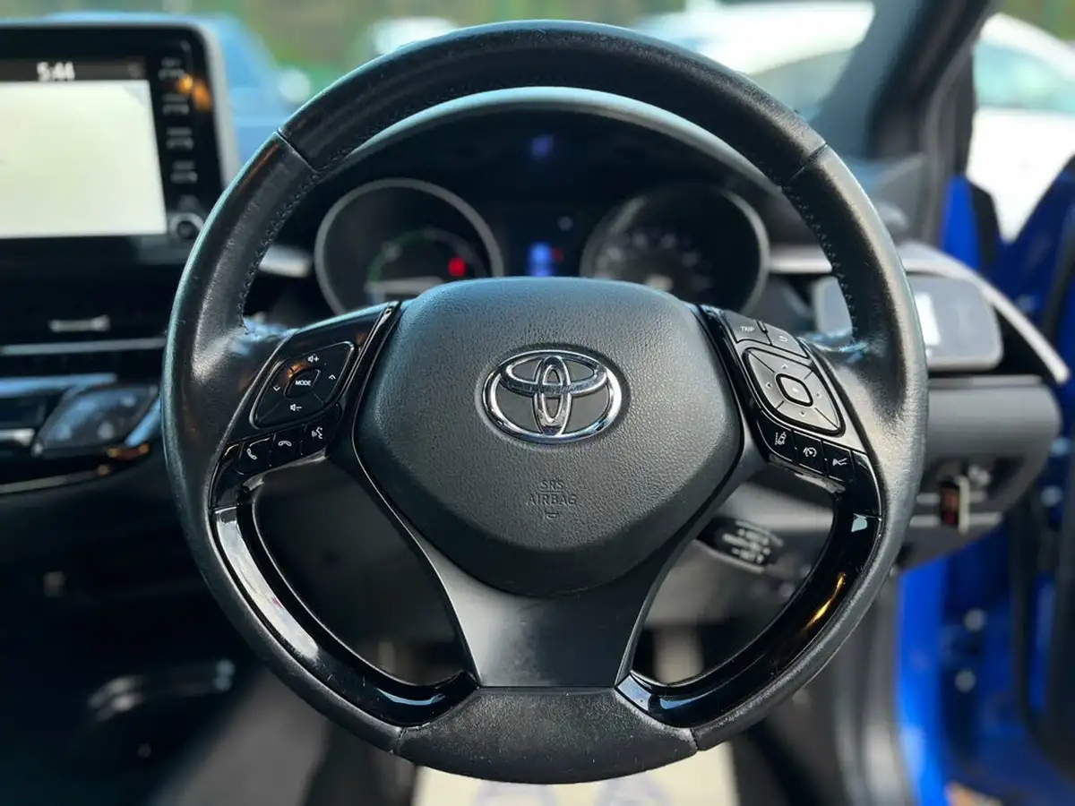 2020-toyota-c-hr-18-vvt-i-icon-parking-pack-big-34