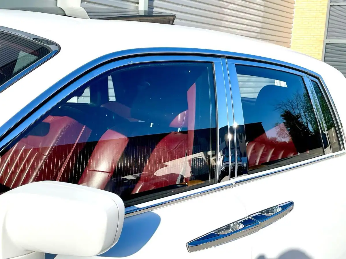 2005-rolls-royce-phantom-67-big-4