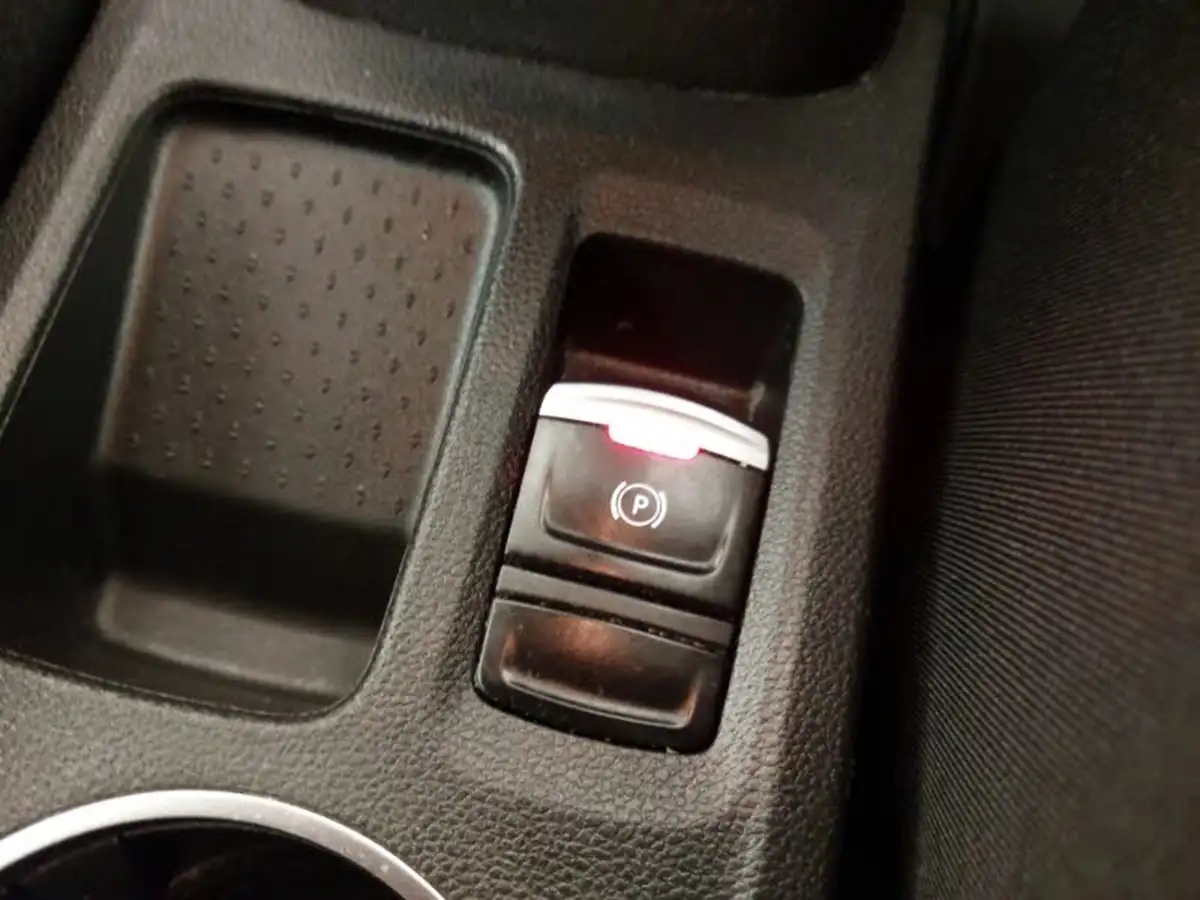 2021-renault-captur-13-tce-iconic-edition-big-9