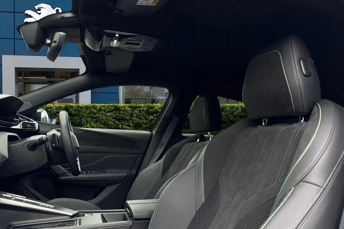 2024-peugeot-308-16-puretech-gt-180ps-big-9