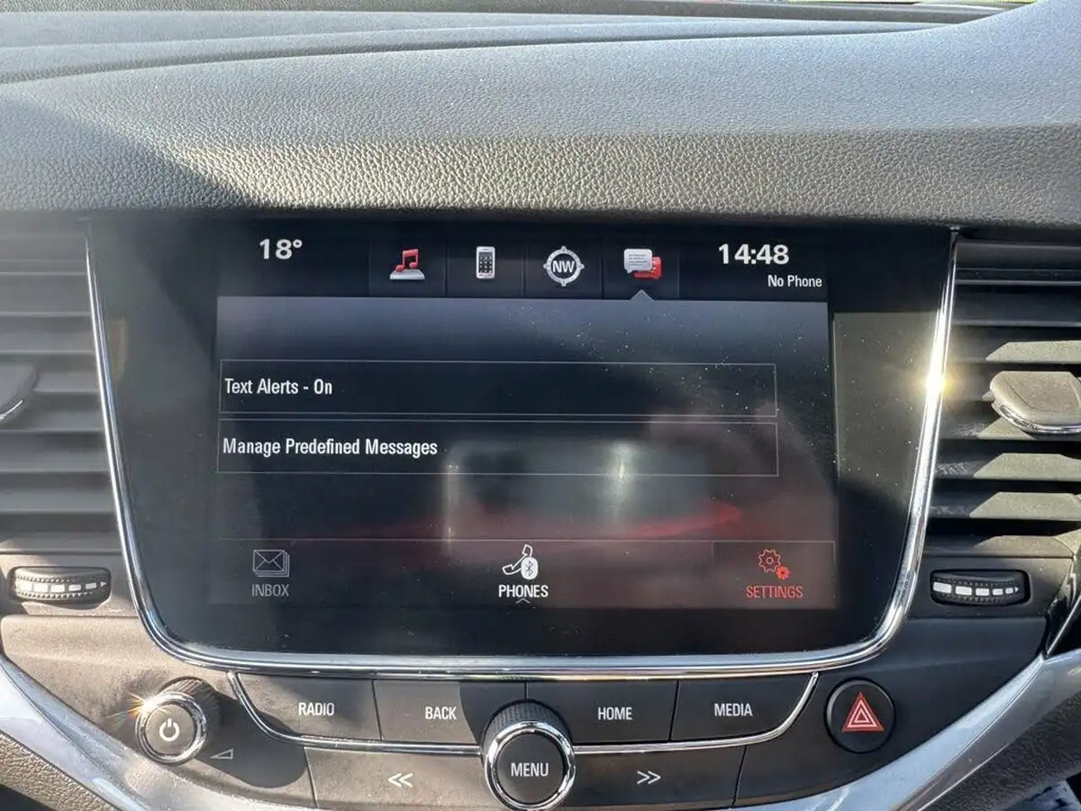2016-vauxhall-astra-14i-16v-turbo-sri-nav-150ps-ss-hatchback-auto-big-54