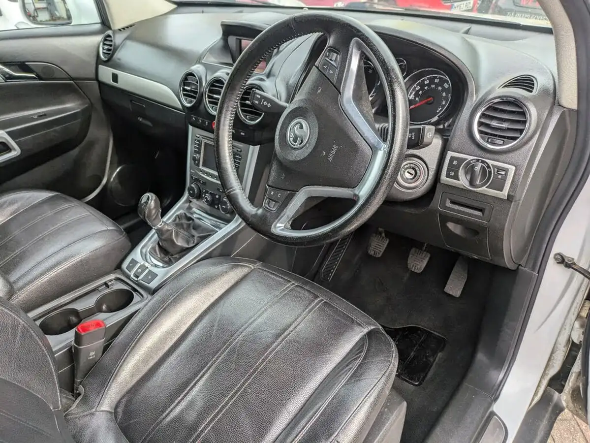 2014-vauxhall-antara-22cdti-se-nav-163ps-4x4-ss-big-21