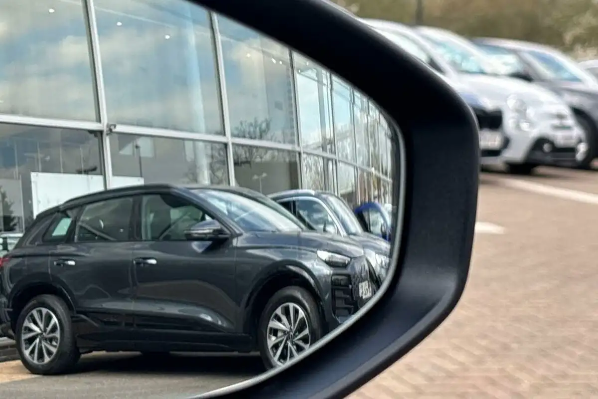 2023-audi-a3-20-35-tdi-sport-saloon-4d-big-46