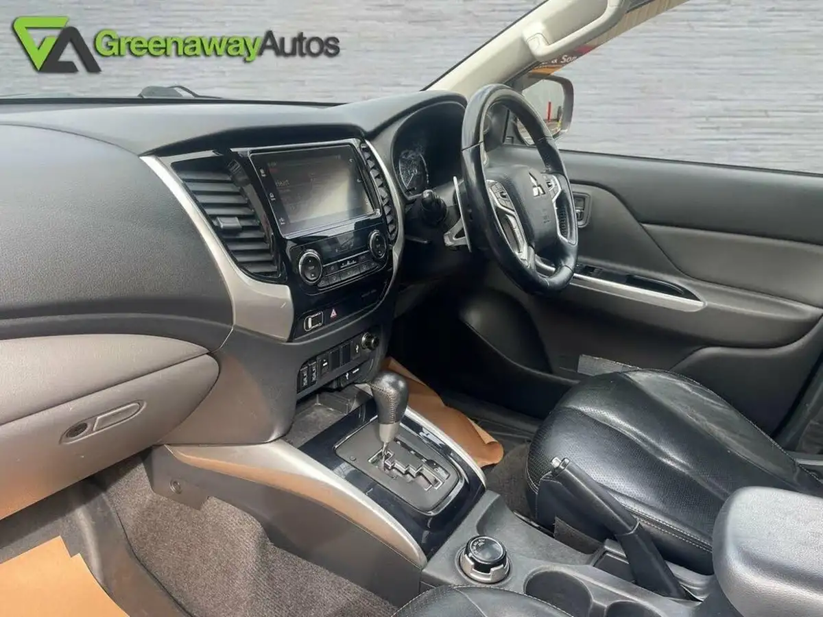 2019-mitsubishi-l200-24di-d-warrior-eu6b-auto-big-24