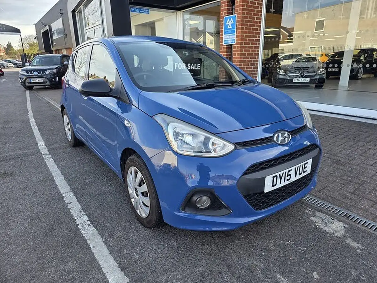 2015-hyundai-i10-10-s-big-0
