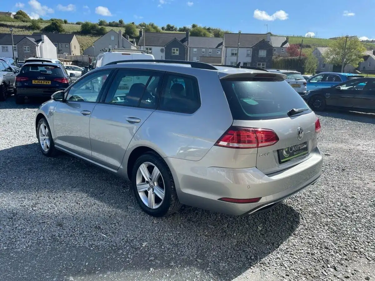 2017-volkswagen-golf-16tdi-se-nav-ss-estate-5d-big-3