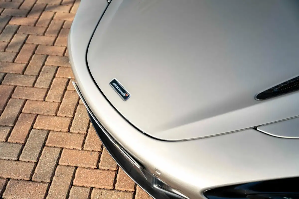 2017-mclaren-720s-40-luxury-big-2