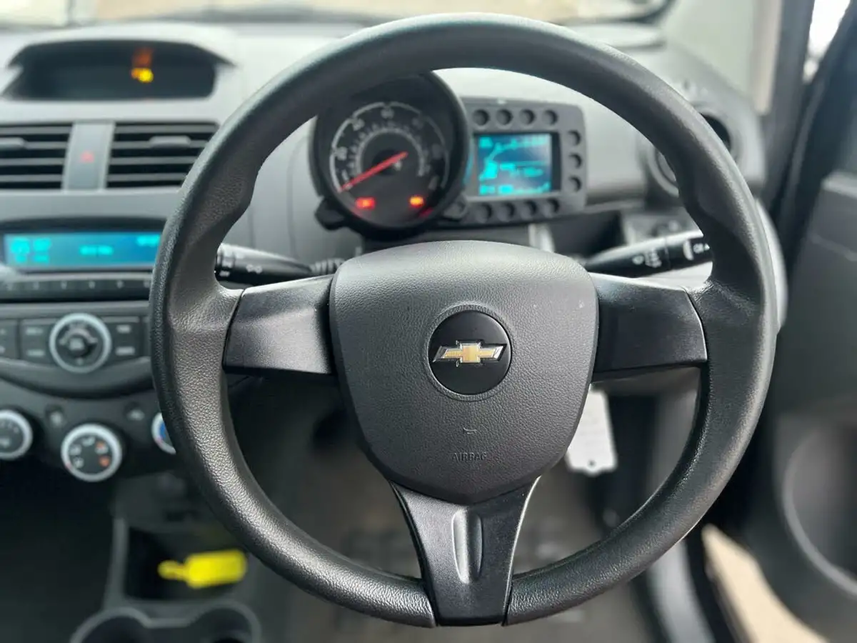 2013-chevrolet-spark-10-ls-68ps-big-19