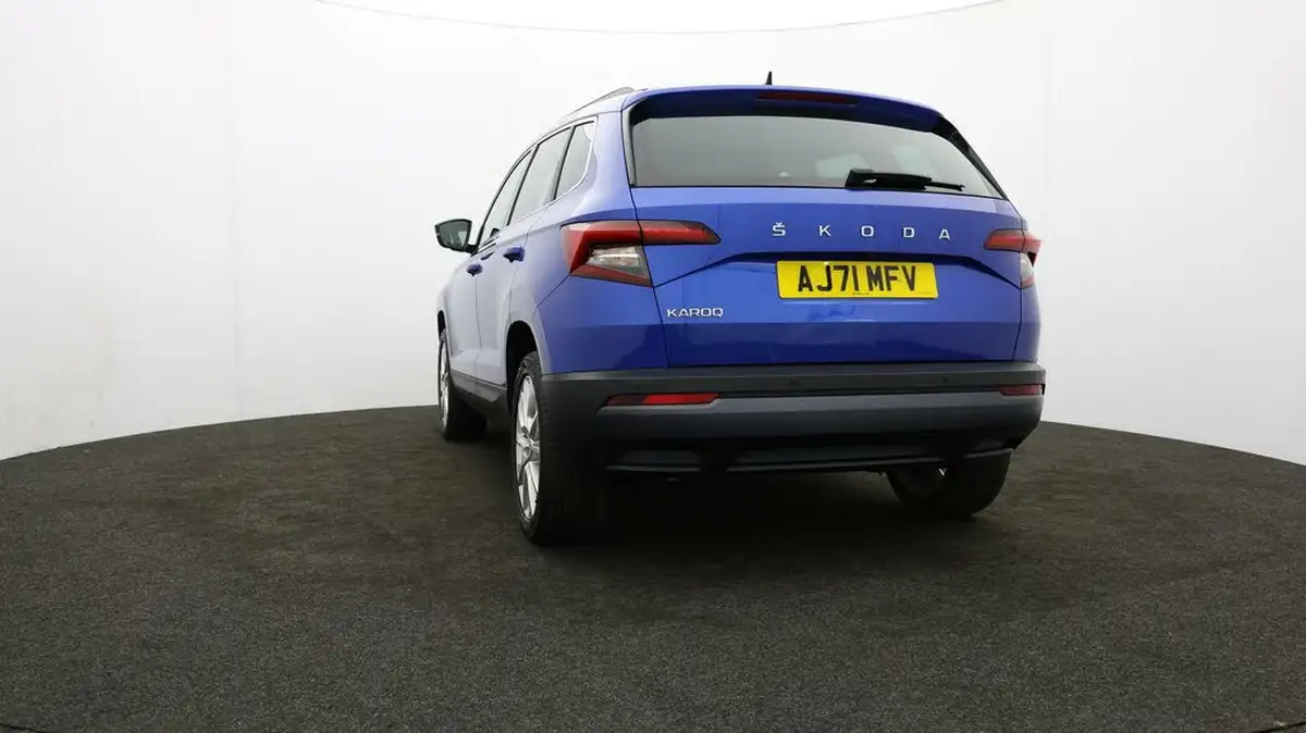 2022-skoda-karoq-15-tsi-se-l-dsg-big-23