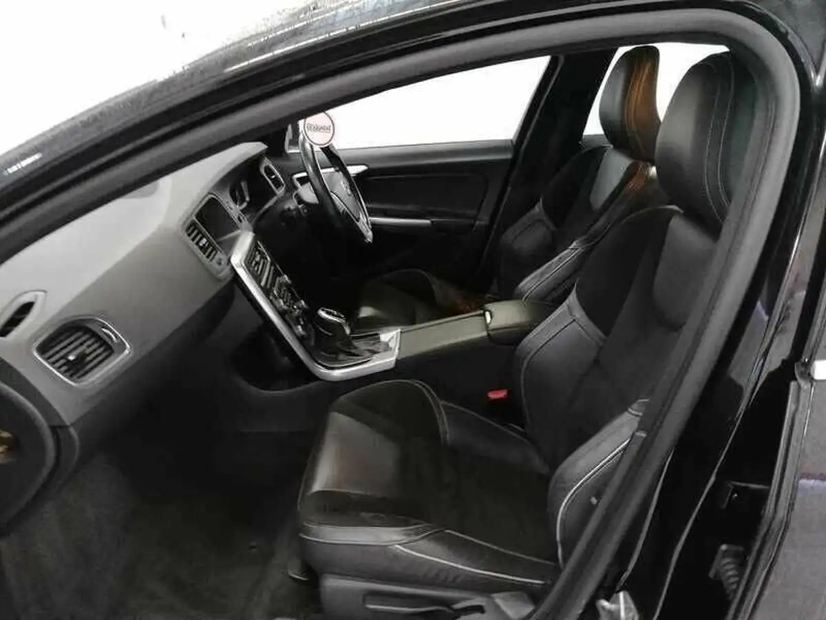 2017-volvo-s60-20td-d4-r-design-geartronic-big-13
