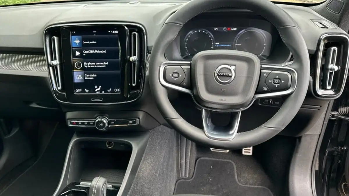 2022-volvo-xc40-15-t5-r-design-pro-big-33