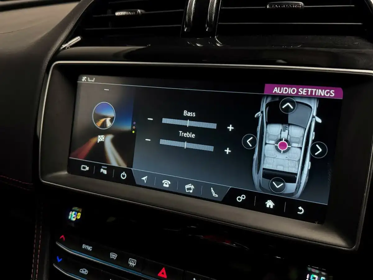 2019-jaguar-f-pace-20-i4d-r-sport-180ps-auto-big-41