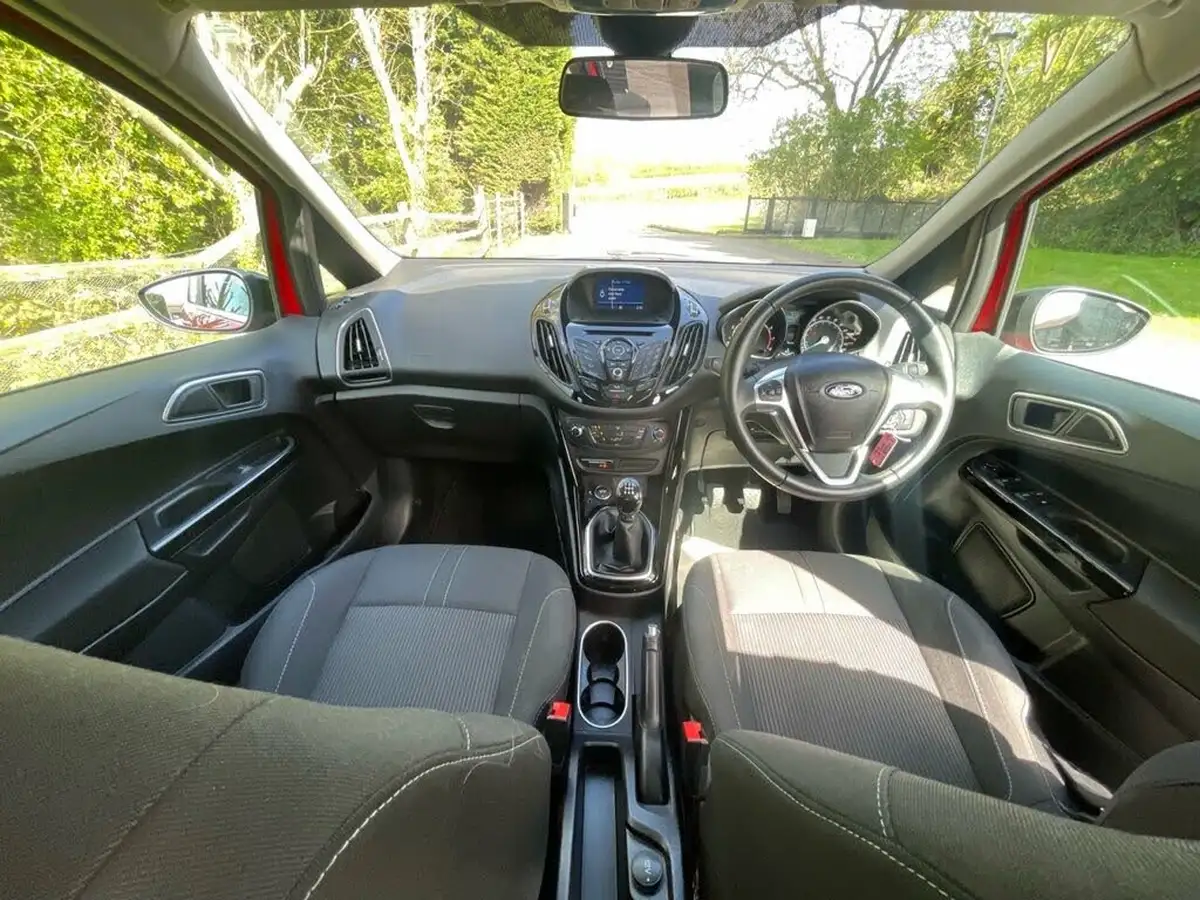 2016-ford-b-max-14-zetec-red-edition-big-22